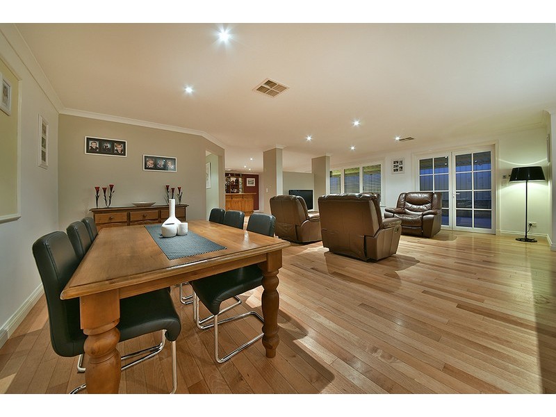 52 Archimedes Crescent, Tapping WA 6065