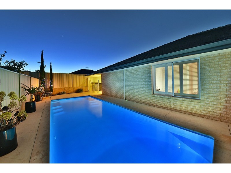 52 Archimedes Crescent, Tapping WA 6065