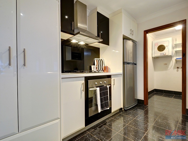 27 Aminya Avenue, Wanneroo WA 6065