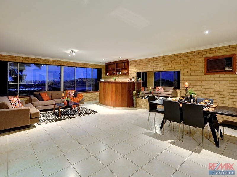 27 Aminya Avenue, Wanneroo WA 6065