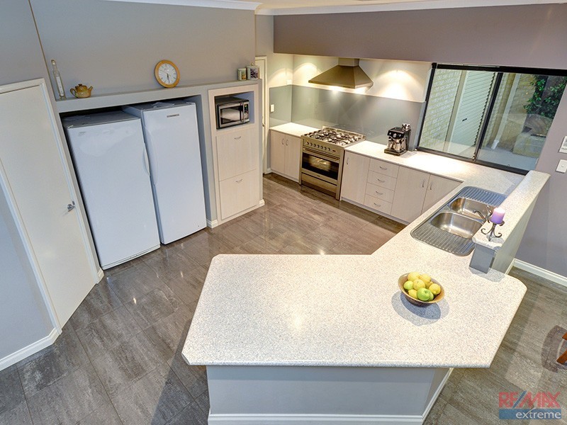 63 Wattle Mews, Hocking WA 6065