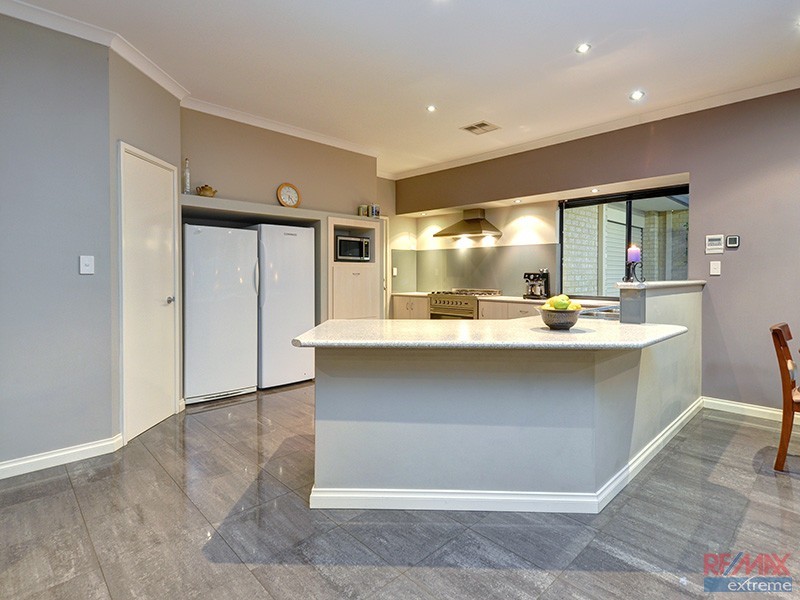 63 Wattle Mews, Hocking WA 6065