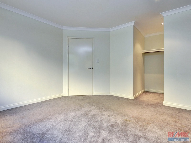 63 Wattle Mews, Hocking WA 6065