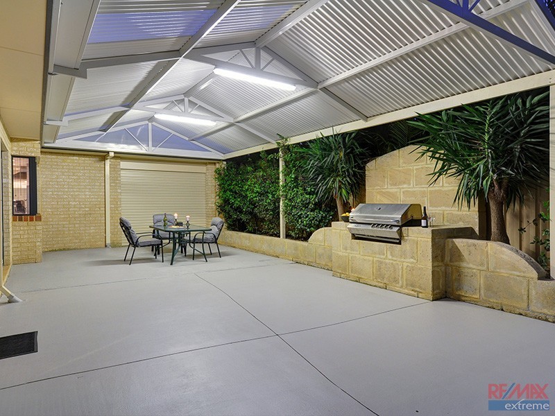 63 Wattle Mews, Hocking WA 6065