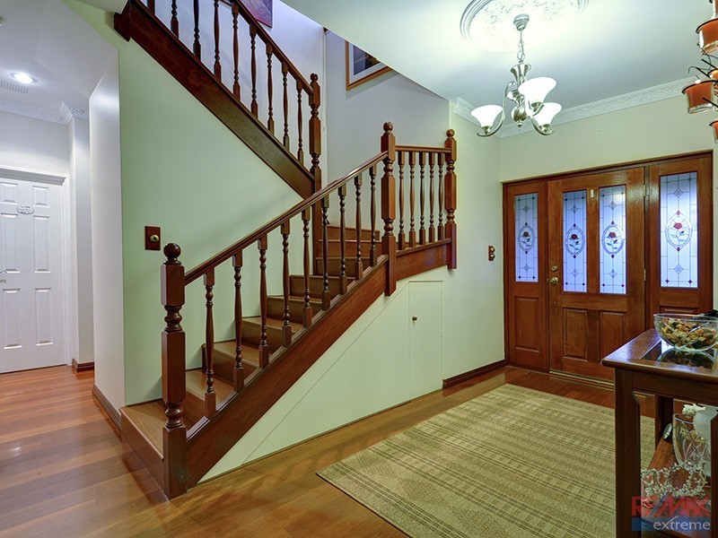 83 Fairway Circle, Connolly WA 6027