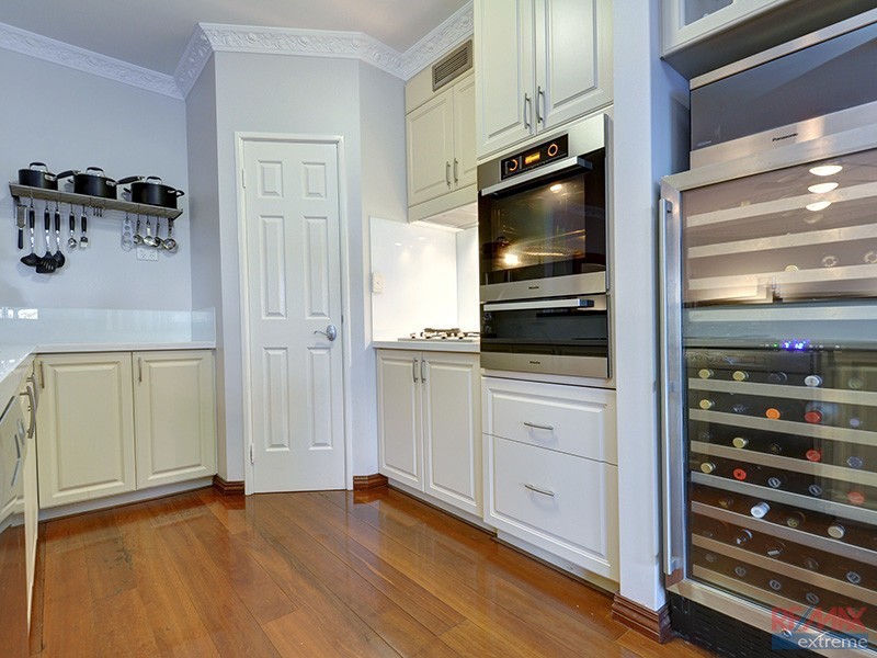 83 Fairway Circle, Connolly WA 6027