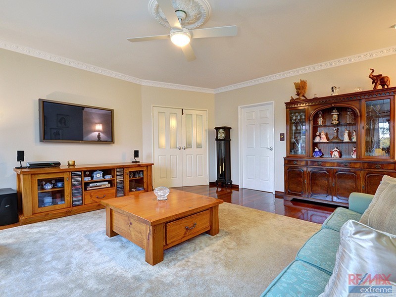 83 Fairway Circle, Connolly WA 6027