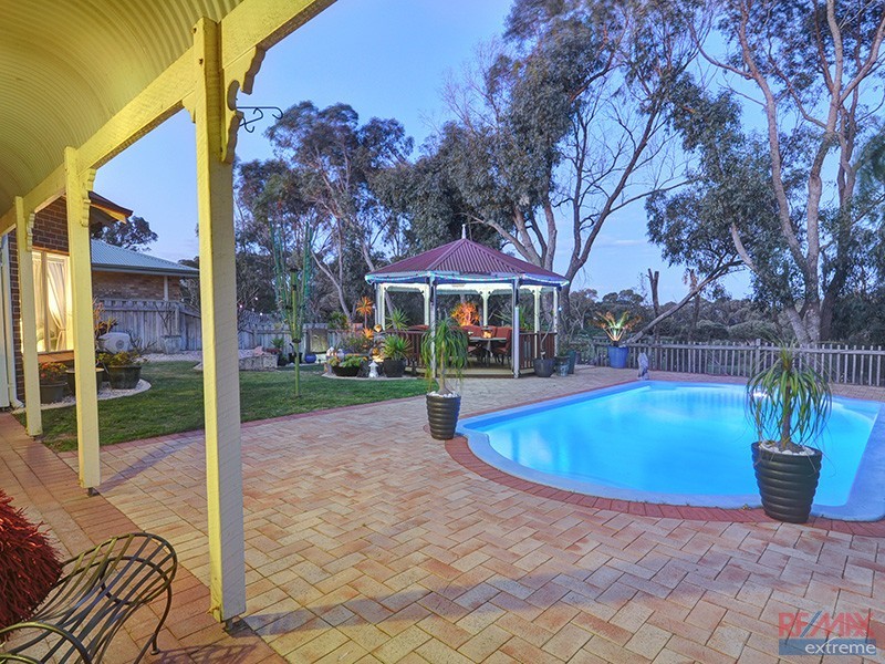 83 Fairway Circle, Connolly WA 6027