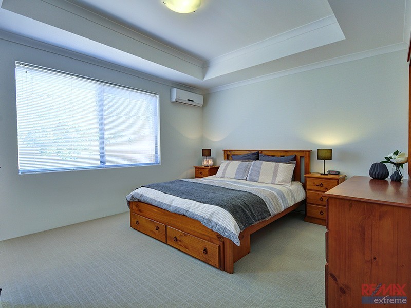 23 Merlot Way, Pearsall WA 6065