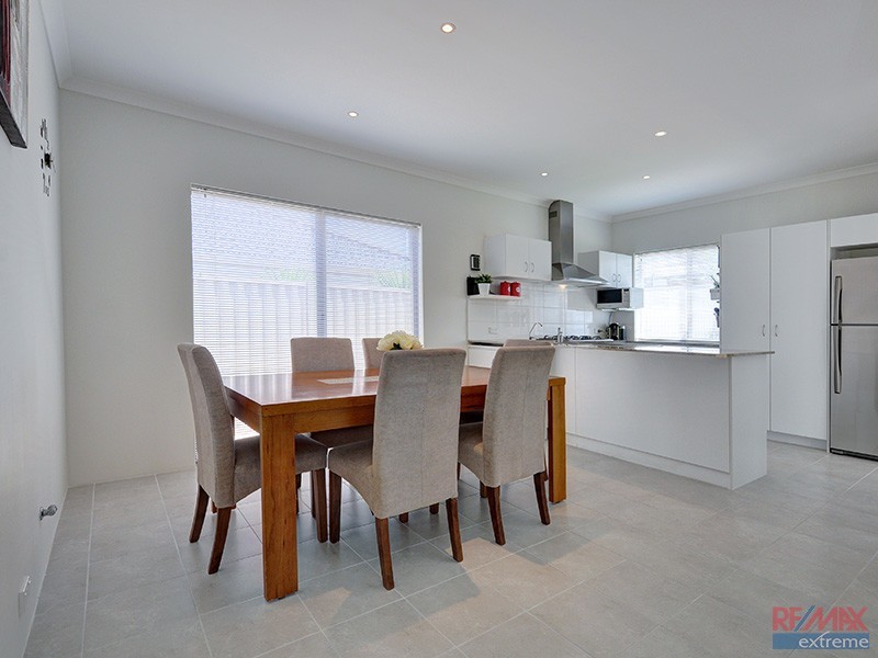 23 Merlot Way, Pearsall WA 6065