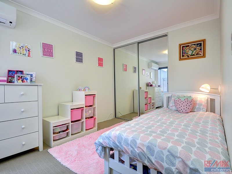 23 Merlot Way, Pearsall WA 6065