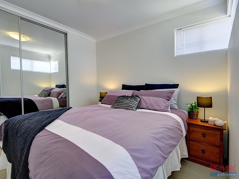 23 Merlot Way, Pearsall WA 6065