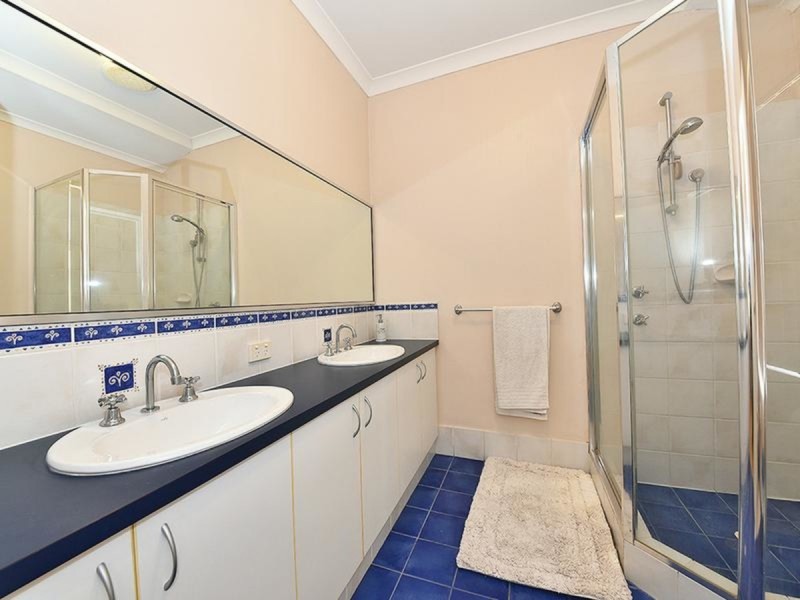 8 Archimedes Crescent, Tapping WA 6065