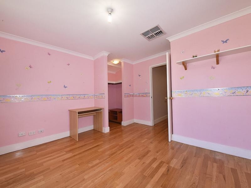 8 Archimedes Crescent, Tapping WA 6065