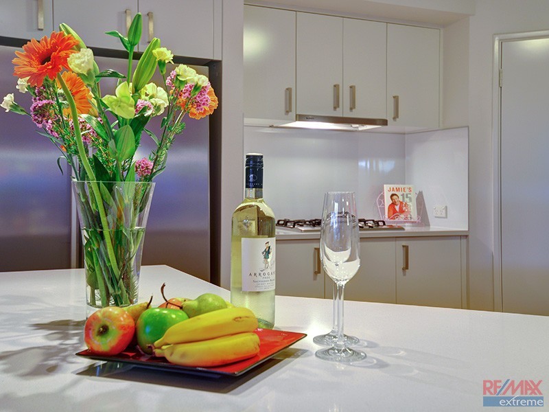 18 Chartwell Bend, Hocking WA 6065