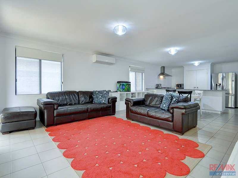 3 Cabernet Loop, Pearsall WA 6065