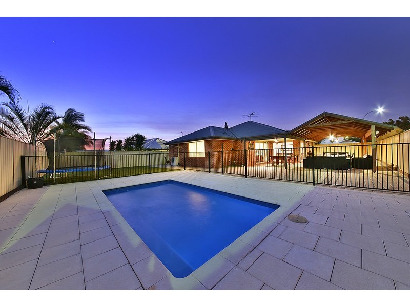 29 Woodbine Loop, Tapping WA 6065