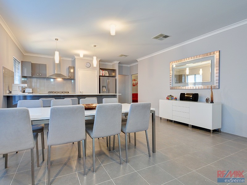 15 Cabernet Loop, Pearsall WA 6065