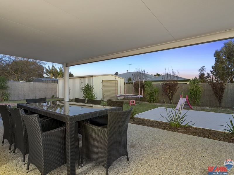 2 Brake Court, Banksia Grove WA 6031
