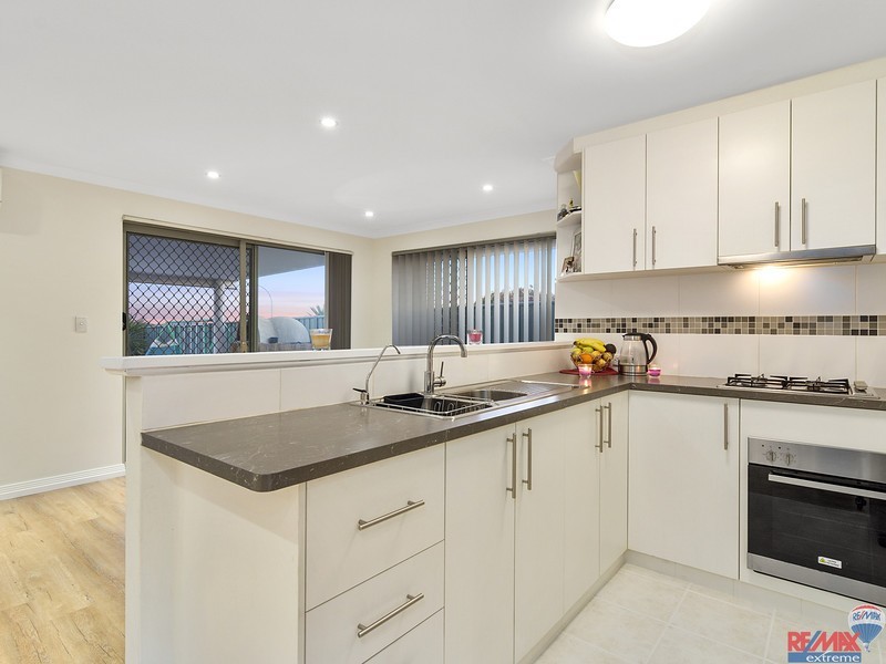 2 Brake Court, Banksia Grove WA 6031