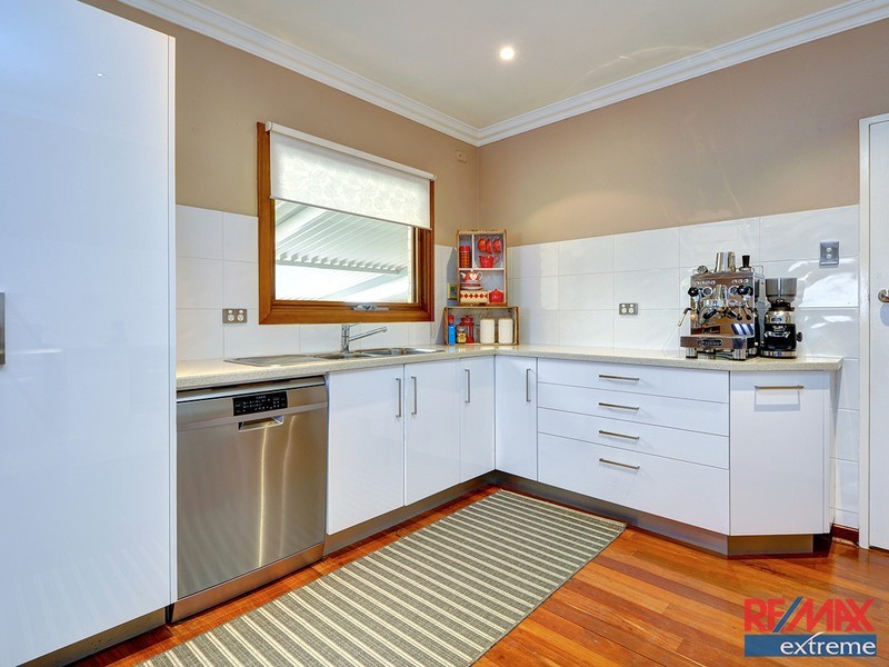 45 Dallas Crescent, Wanneroo WA 6065