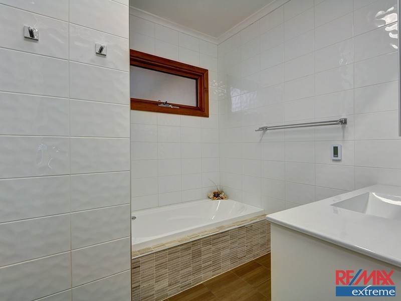 45 Dallas Crescent, Wanneroo WA 6065