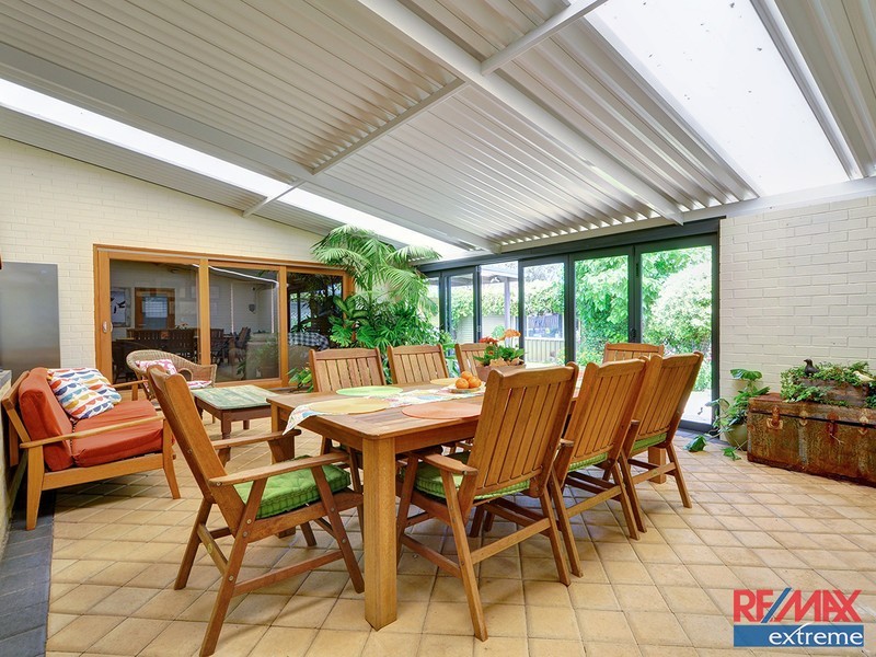 45 Dallas Crescent, Wanneroo WA 6065