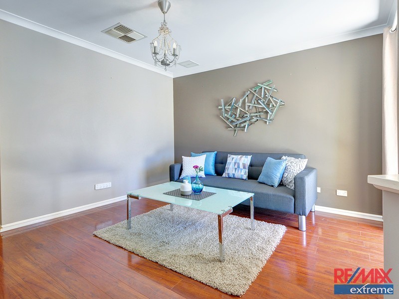 4 Kensington Way, Pearsall WA 6065