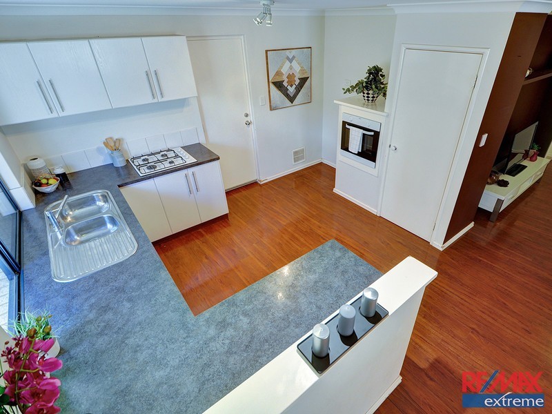 4 Kensington Way, Pearsall WA 6065