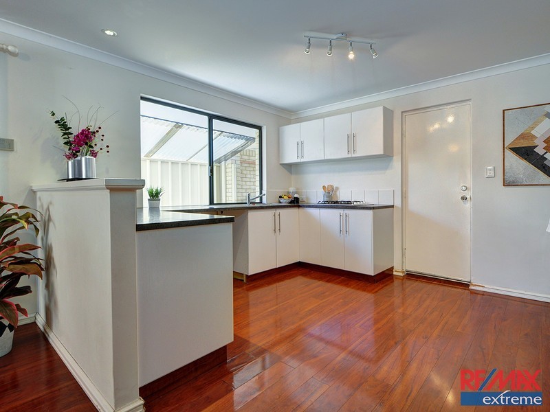 4 Kensington Way, Pearsall WA 6065