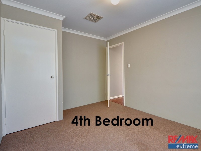 4 Kensington Way, Pearsall WA 6065