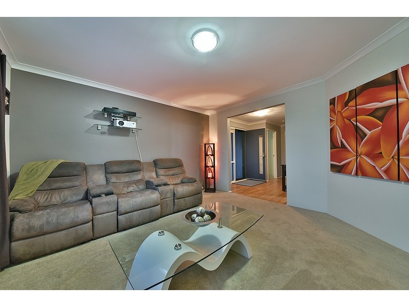 3 Giglia Drive, Sinagra WA 6065