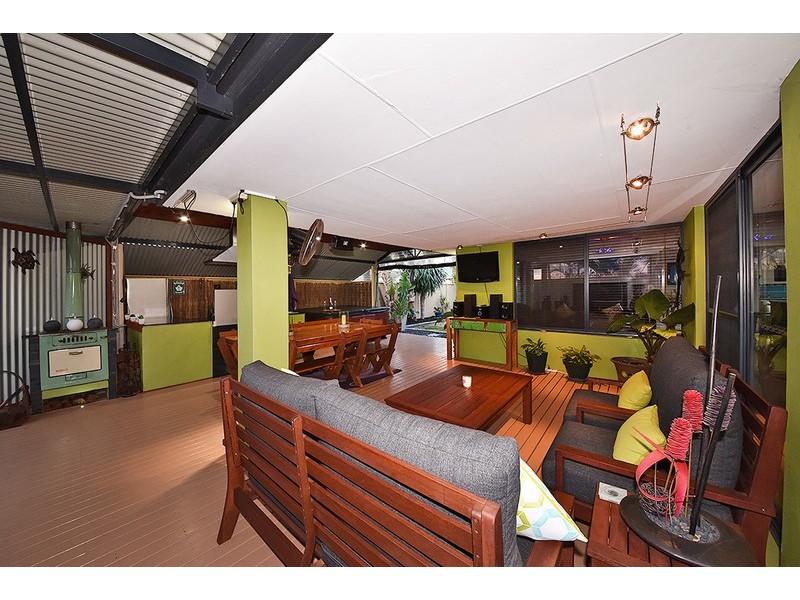 3 Giglia Drive, Sinagra WA 6065