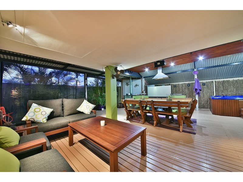 3 Giglia Drive, Sinagra WA 6065