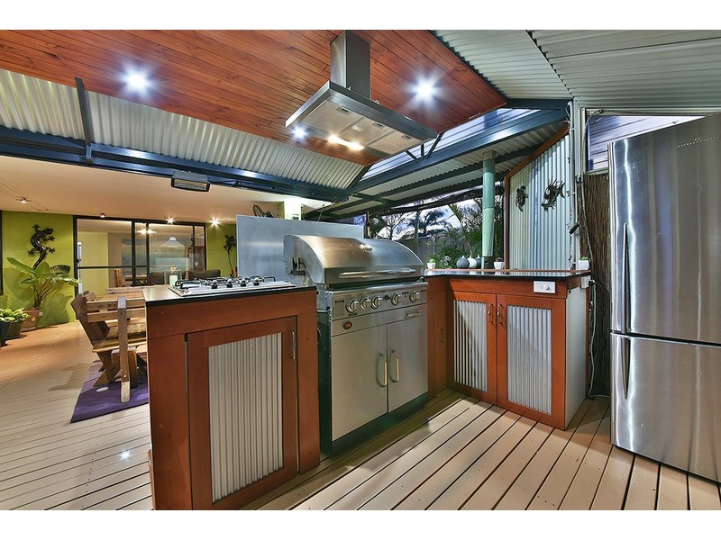 3 Giglia Drive, Sinagra WA 6065