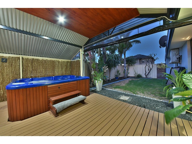 3 Giglia Drive, Sinagra WA 6065