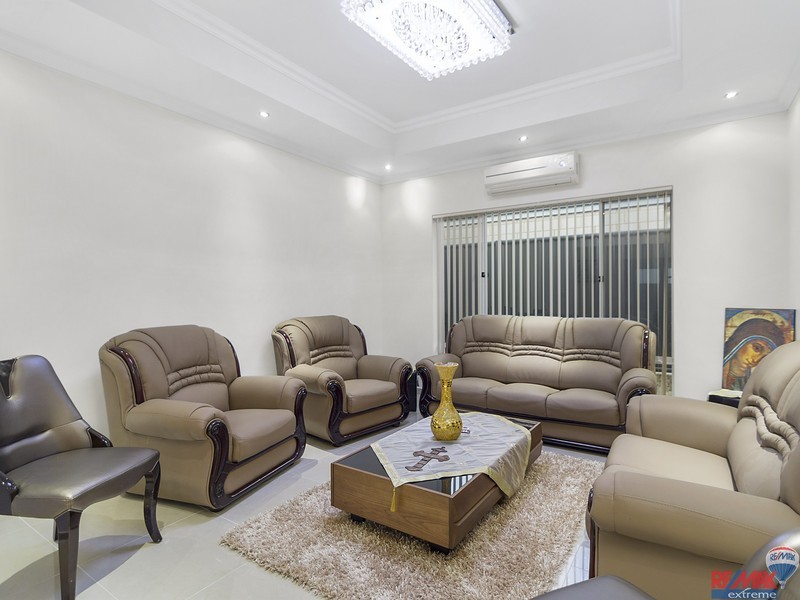 36 Teasel Way, Banksia Grove WA 6031