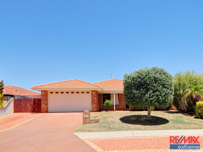 35 Cadoux Loop, Hocking WA 6065