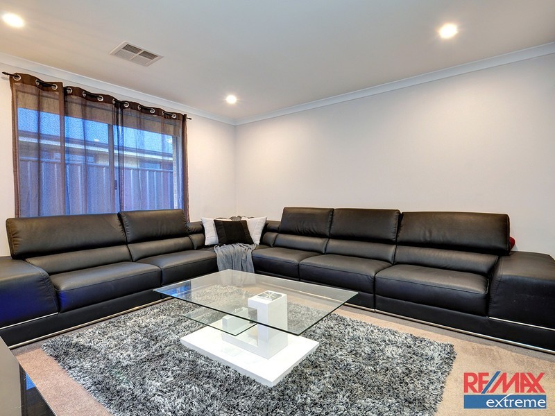 41 Glasshouse Drive, Banksia Grove WA 6031