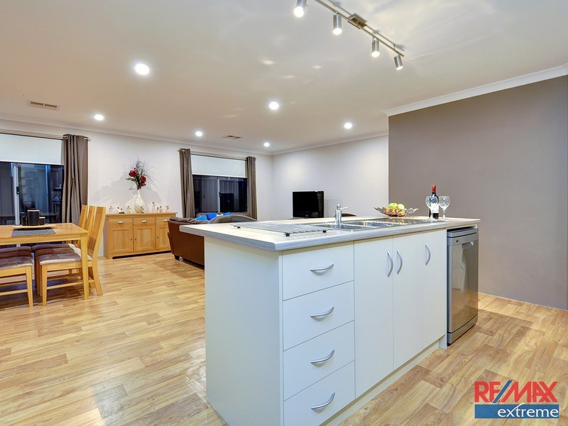 41 Glasshouse Drive, Banksia Grove WA 6031