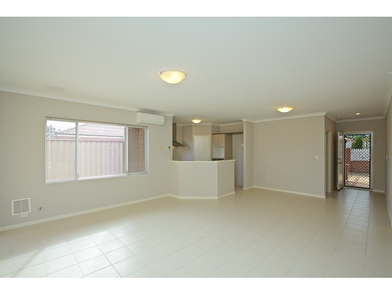 23 Siderno Rise, Hocking WA 6065