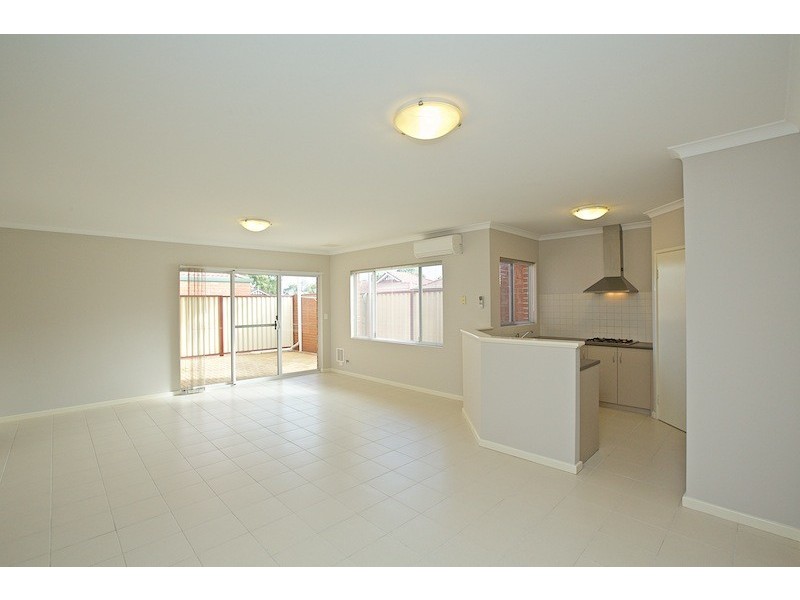 23 Siderno Rise, Hocking WA 6065