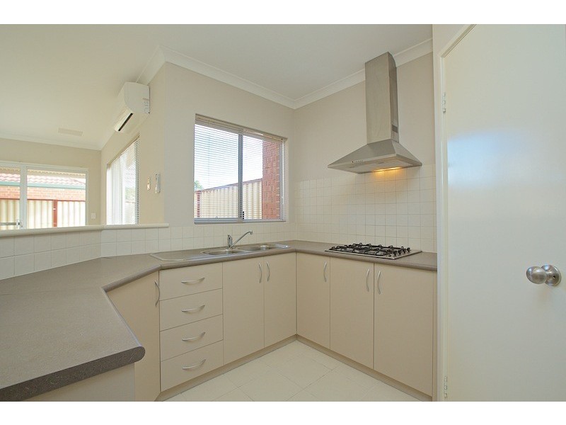 23 Siderno Rise, Hocking WA 6065