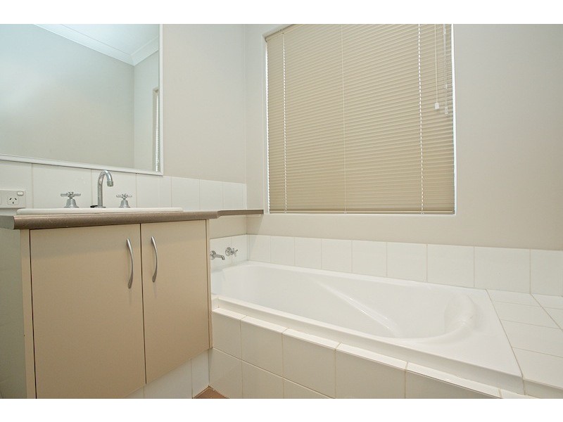 23 Siderno Rise, Hocking WA 6065