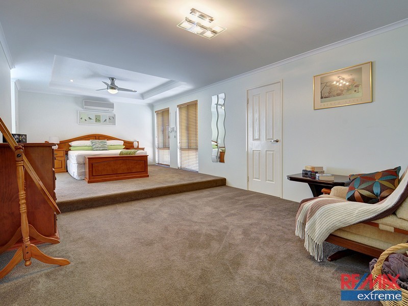 50 Kirkstall Drive, Hocking WA 6065