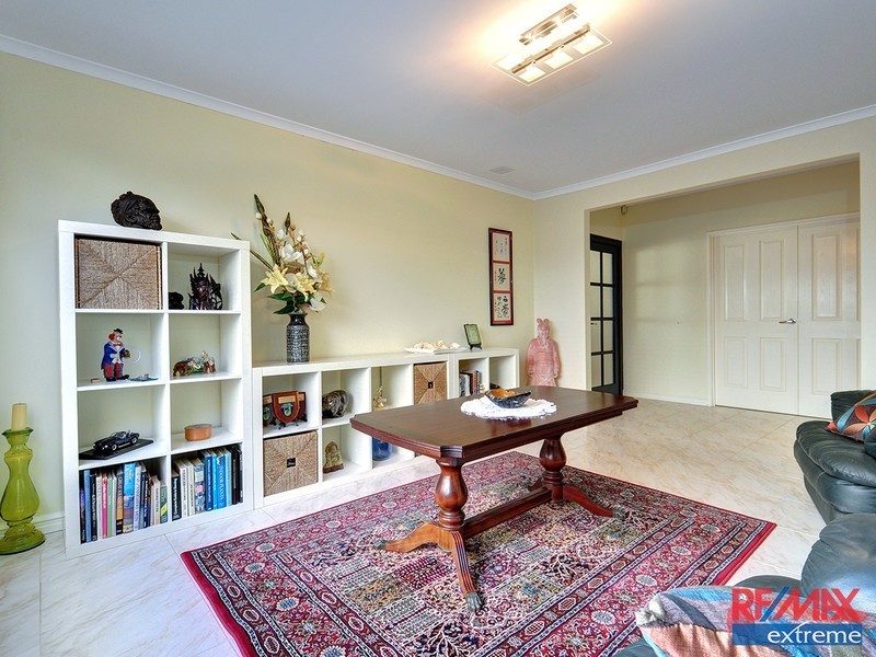 50 Kirkstall Drive, Hocking WA 6065