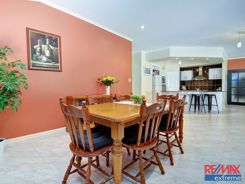 50 Kirkstall Drive, Hocking WA 6065