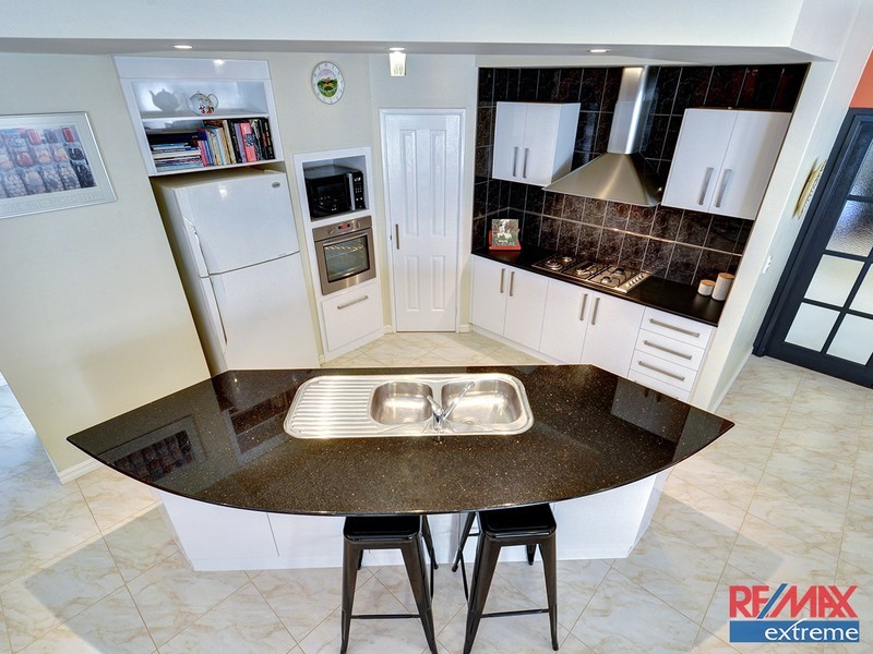 50 Kirkstall Drive, Hocking WA 6065