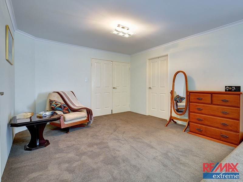 50 Kirkstall Drive, Hocking WA 6065