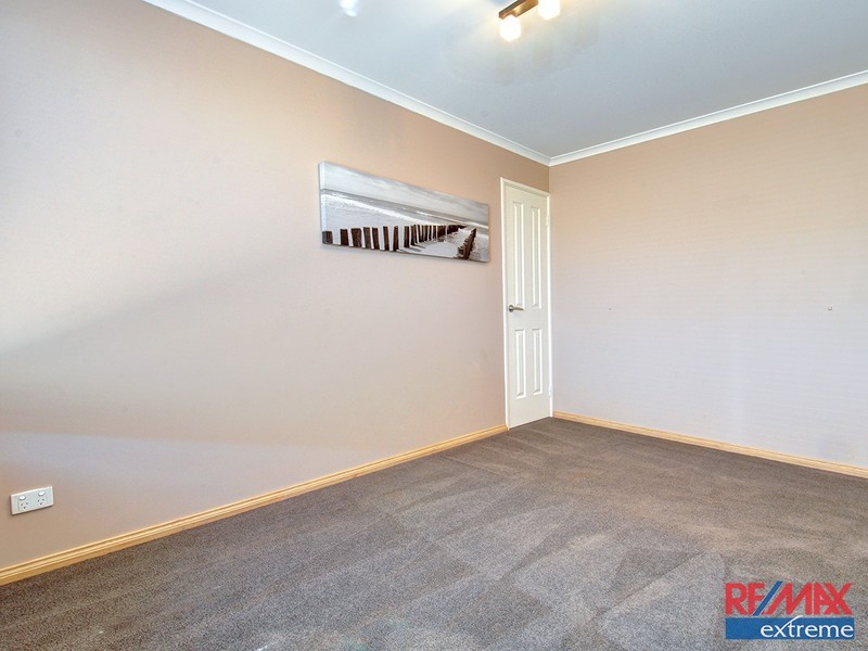 50 Kirkstall Drive, Hocking WA 6065